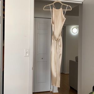 HALSTON WEDDING DRESS SIZE SMALL